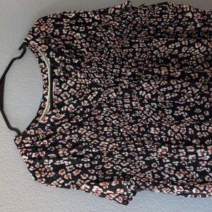Unbranded floral blouse